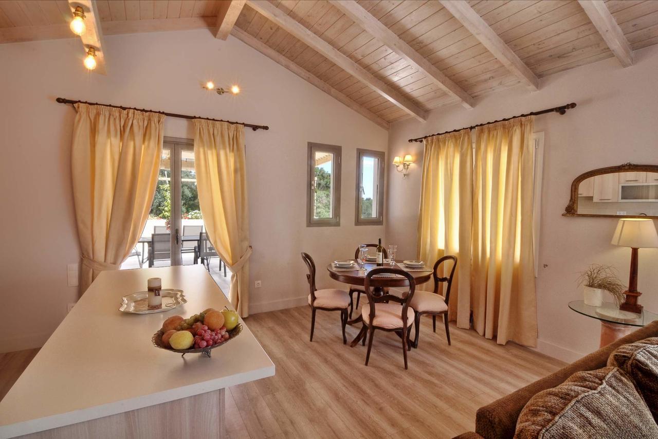 Veroniki Penthouse Deluxe Apartment Agios Ioannis Peristerion Esterno foto